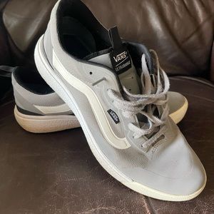 Vans Ultrarange men’s size 11.5